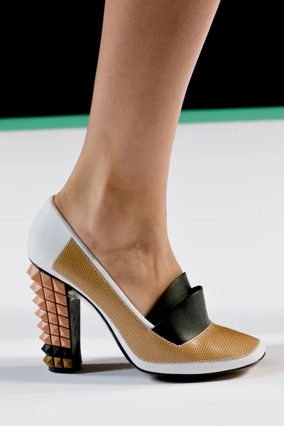 Look 8